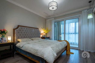 大连乐豪斯简单复式结构 用窗帘演绎初冬物语